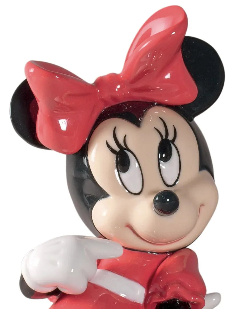 Minnie Mouse Figurine