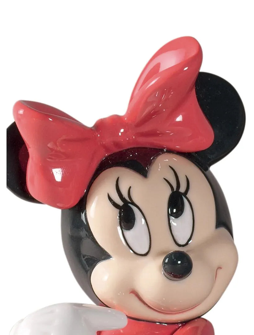 Minnie Mouse Figurine