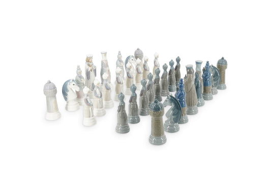 CHESS SET